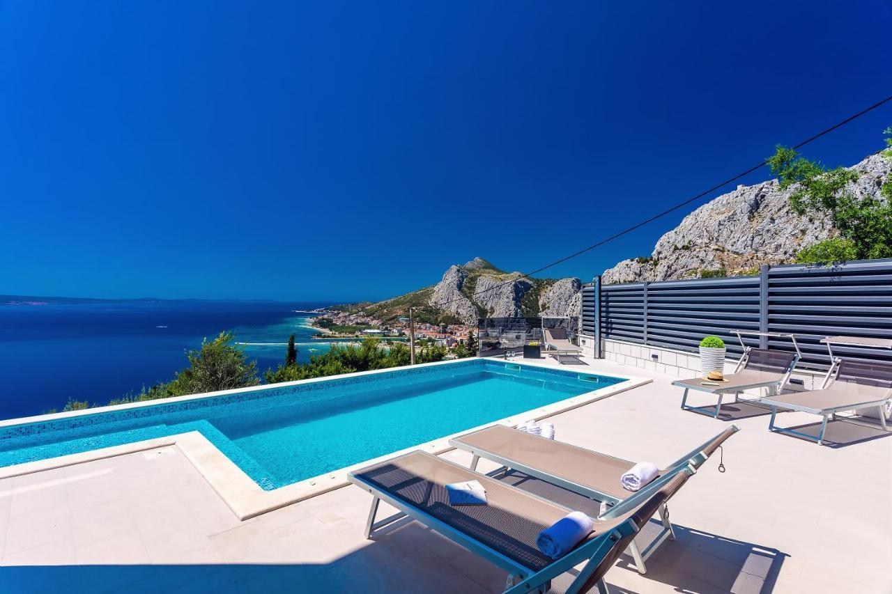 Villa Belvedere With Heated Pool, Billiards, Media Room, Sea Views,10 Pax Omis Exterior photo