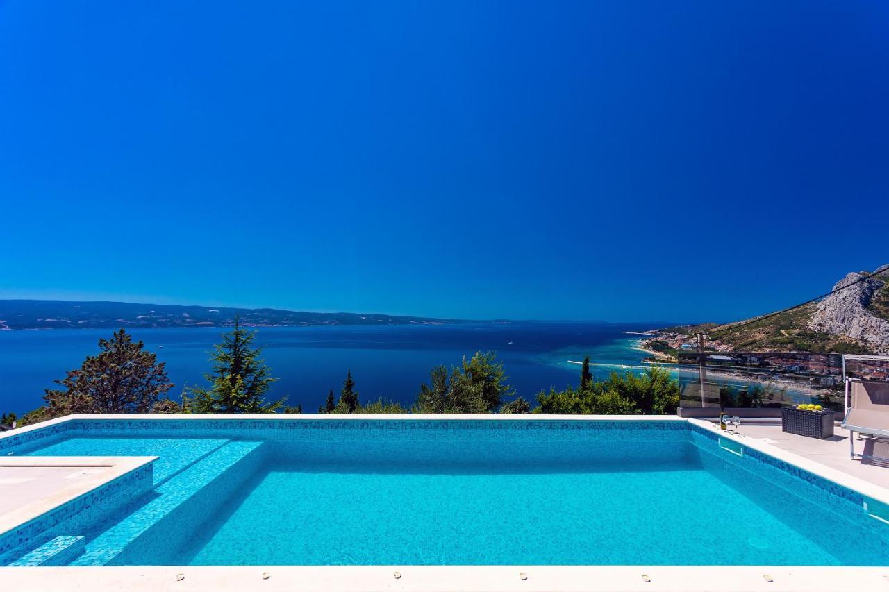 Villa Belvedere With Heated Pool, Billiards, Media Room, Sea Views,10 Pax Omis Exterior photo
